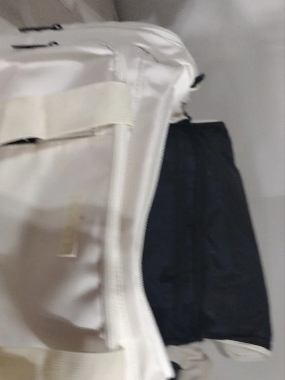 Izod White Duffle Bag with Front Zip Pocket Brand New